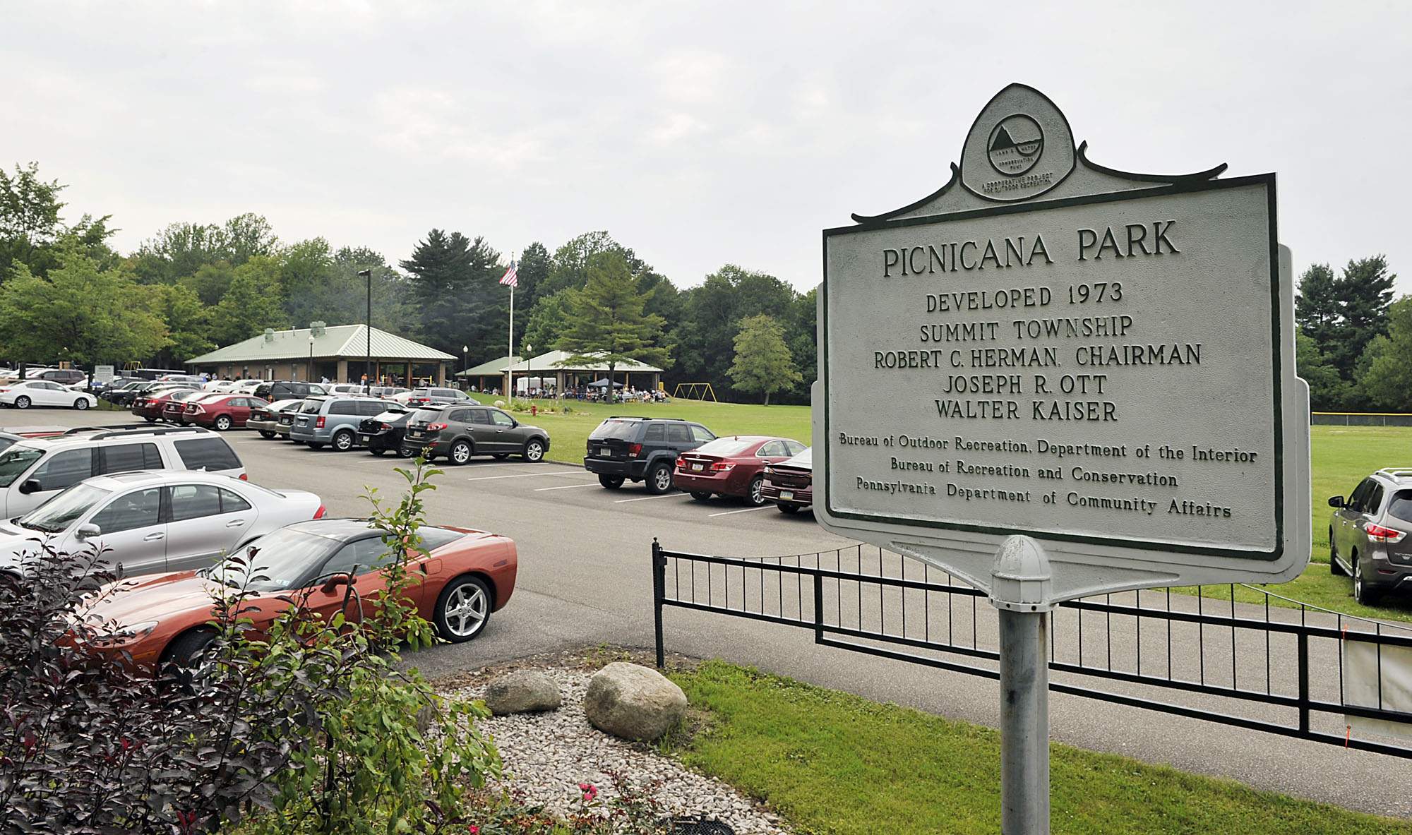 Picnicana Park, Summit Township